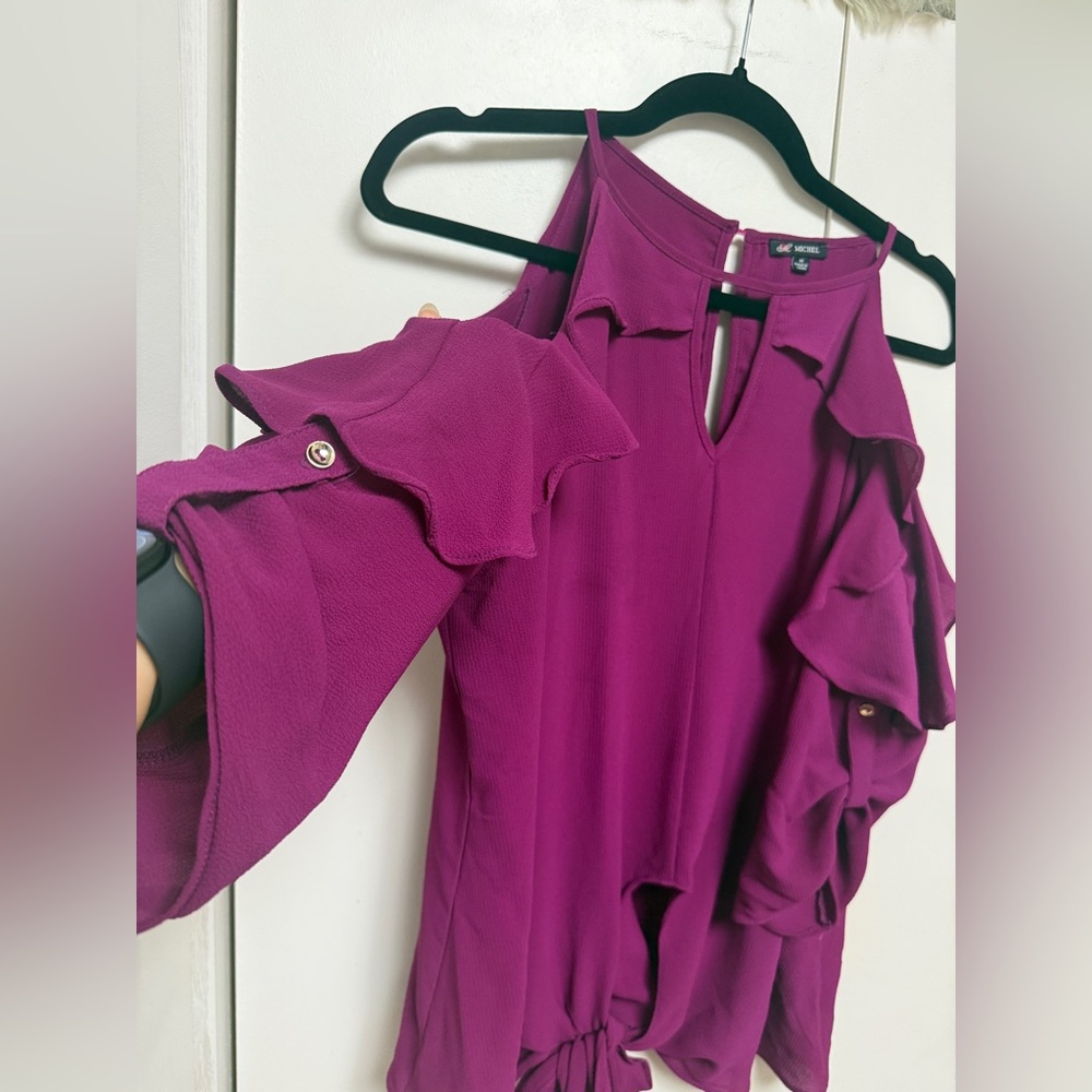 Michel Deep Fuchsia Ruffle Cold-Shoulder Tie-Front Blouse Size M - Picture 3 of 6
